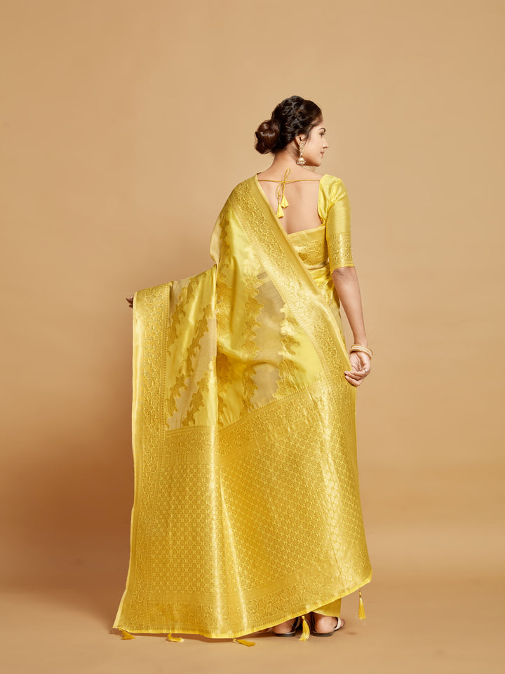 Radiant Linen Saree with | Perfect for Special Celebrations