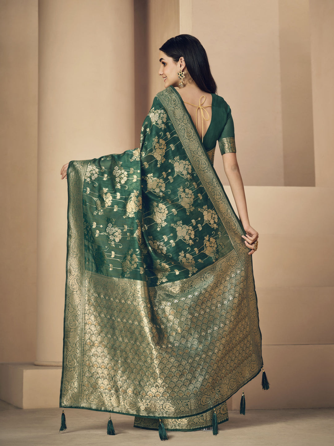 Elegant Linen Saree with Woven Copper Design | Perfect for Weddings & Festive Events