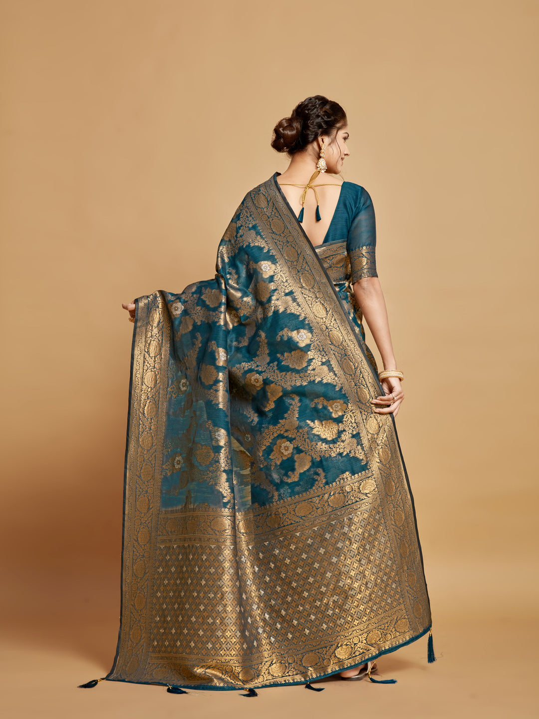 Linen Saree with Wevon-Copper Design | Perfect for Weddings & Festivals