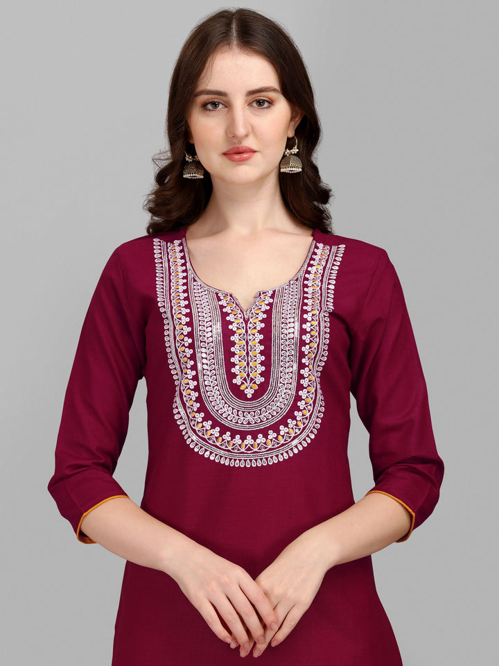 Designer Embroidered Kurtis Set | Slub-Cotton Top & Cotton Bottom for Festive Occasions