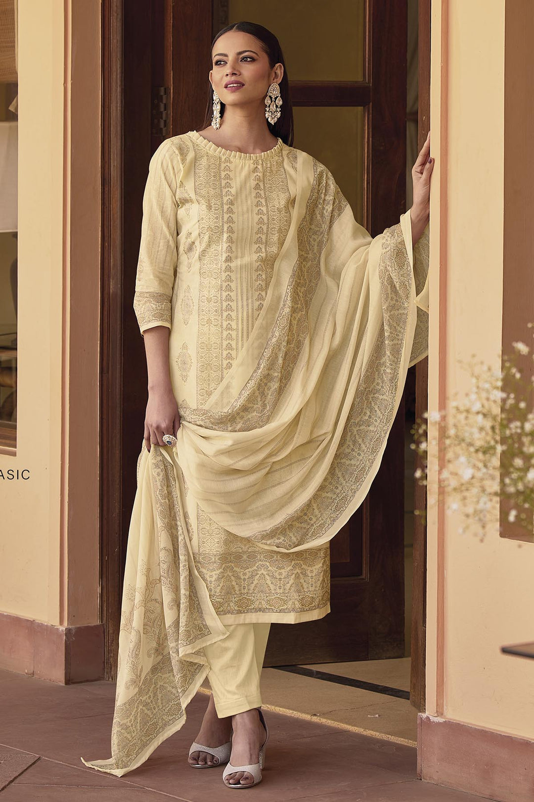 Elegant Yellow Cotton Suit | Printed Straight-Cut Kameez with Dupatta