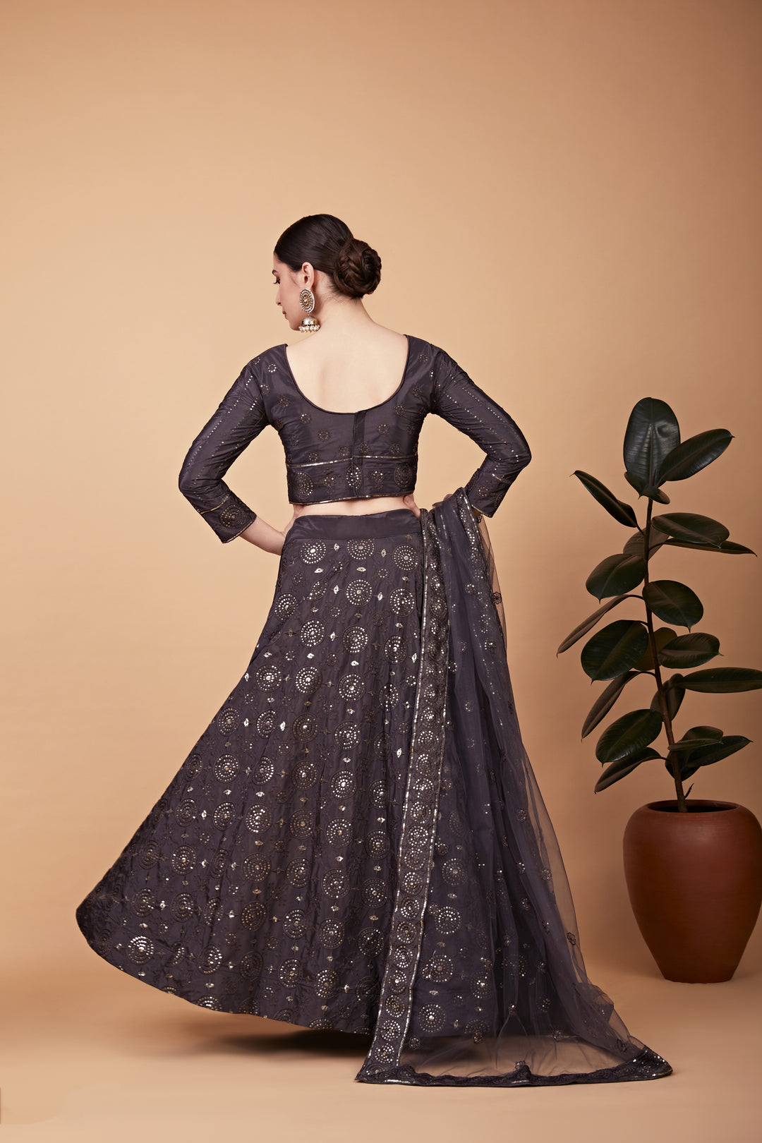 Elegant Gray Tebi Silk Lehenga with Gray Dupatta | A Stylish and Sophisticated Choice