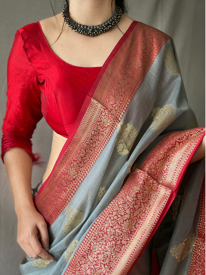 Soft Linen Fabric with Contrast Pallu Border | Partywear Saree for Women