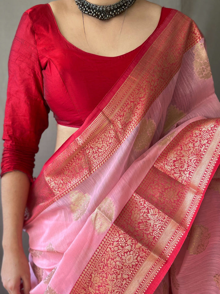 Soft Linen Fabric with Contrast Pallu Border | Partywear Saree for Women