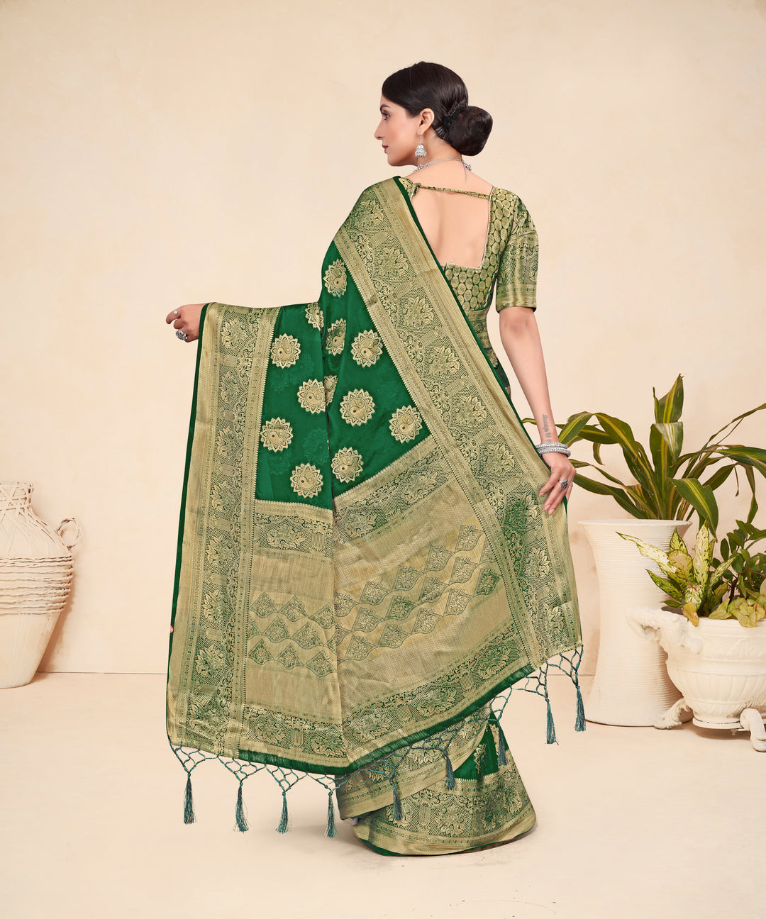 Designer Viscose Saree | Perfect for Weddings, Parties & Festive Events