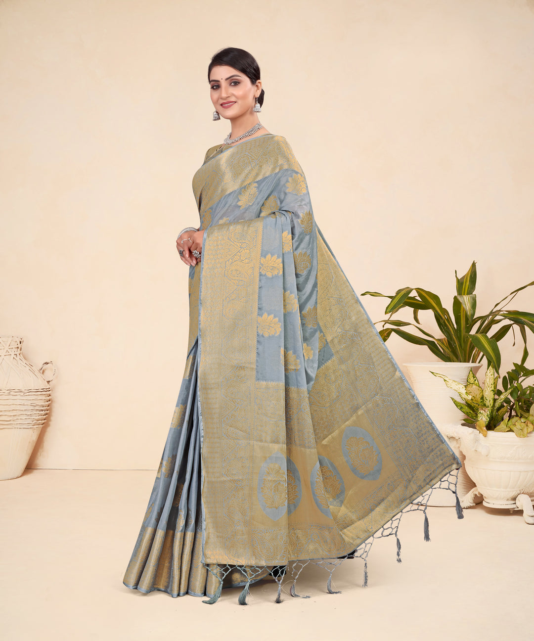 Designer Viscose Saree | Perfect for Weddings, Parties & Festive Events