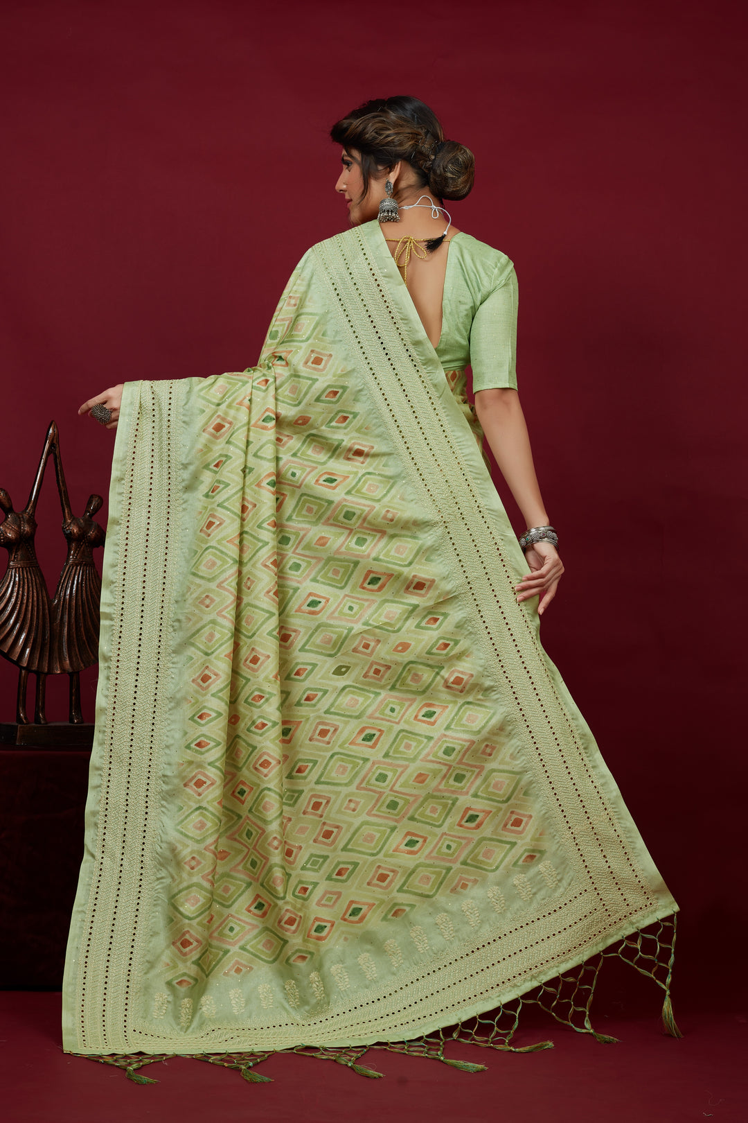 Designer Cotton-Silk Saree with Chikankari Embroidery | Perfect for Weddings and Festivities