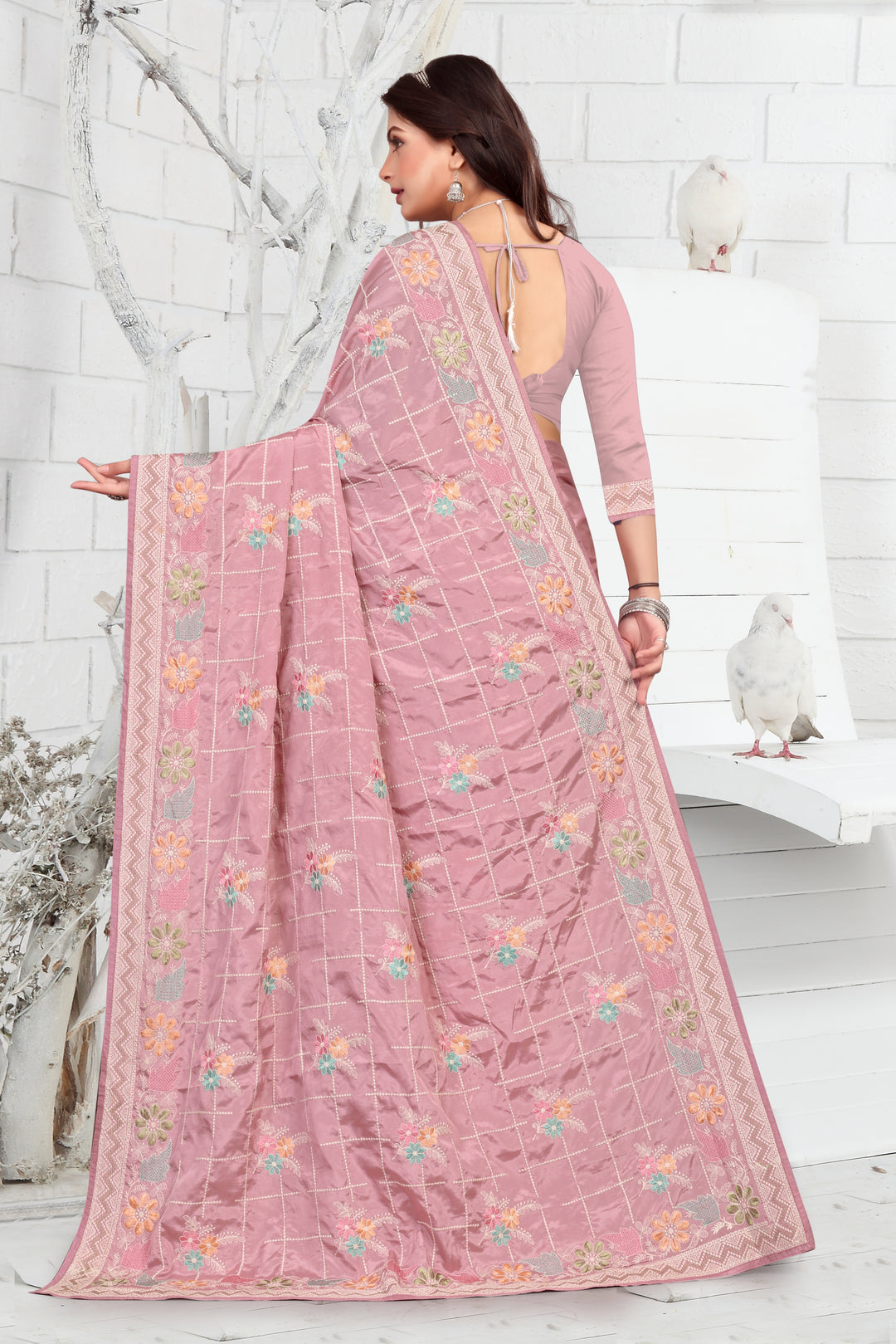 Elegant Crepe Saree | Thread-Embroidery | Traditional Wedding Wear | Party Ready