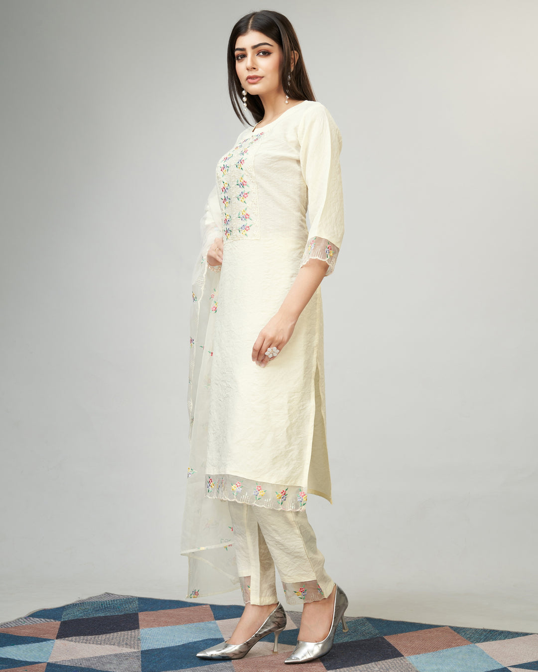 Viscose Kurtis Set with Embroidery Work | Three-Quarter Sleeve for Events