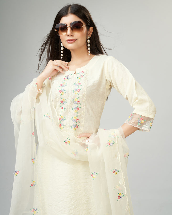 Viscose Kurtis Set with Embroidery Work | Three-Quarter Sleeve for Events