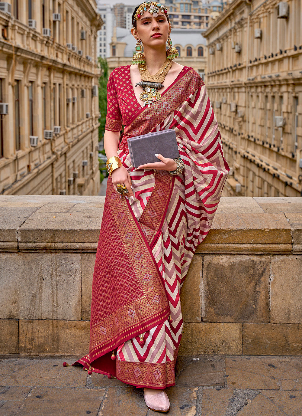 Elegant V-P Silk Saree with Patola Silk Blouse | Designer Jari Work укfe.digital-printed for Special Events