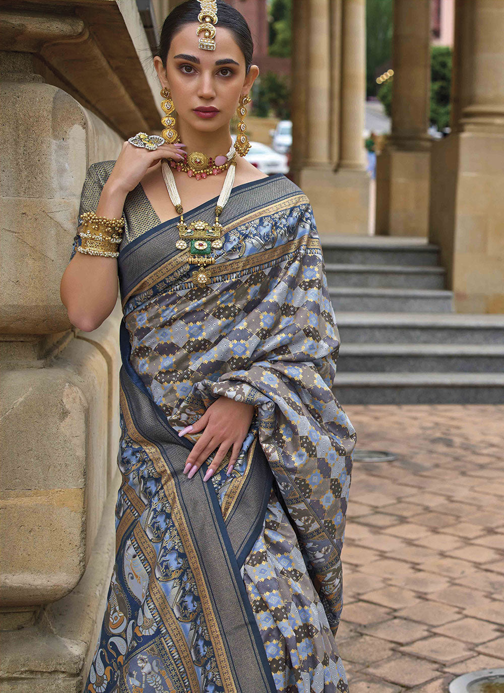 Elegant V-P Silk Saree with Woven Jari Design | Festive Wedding Attire