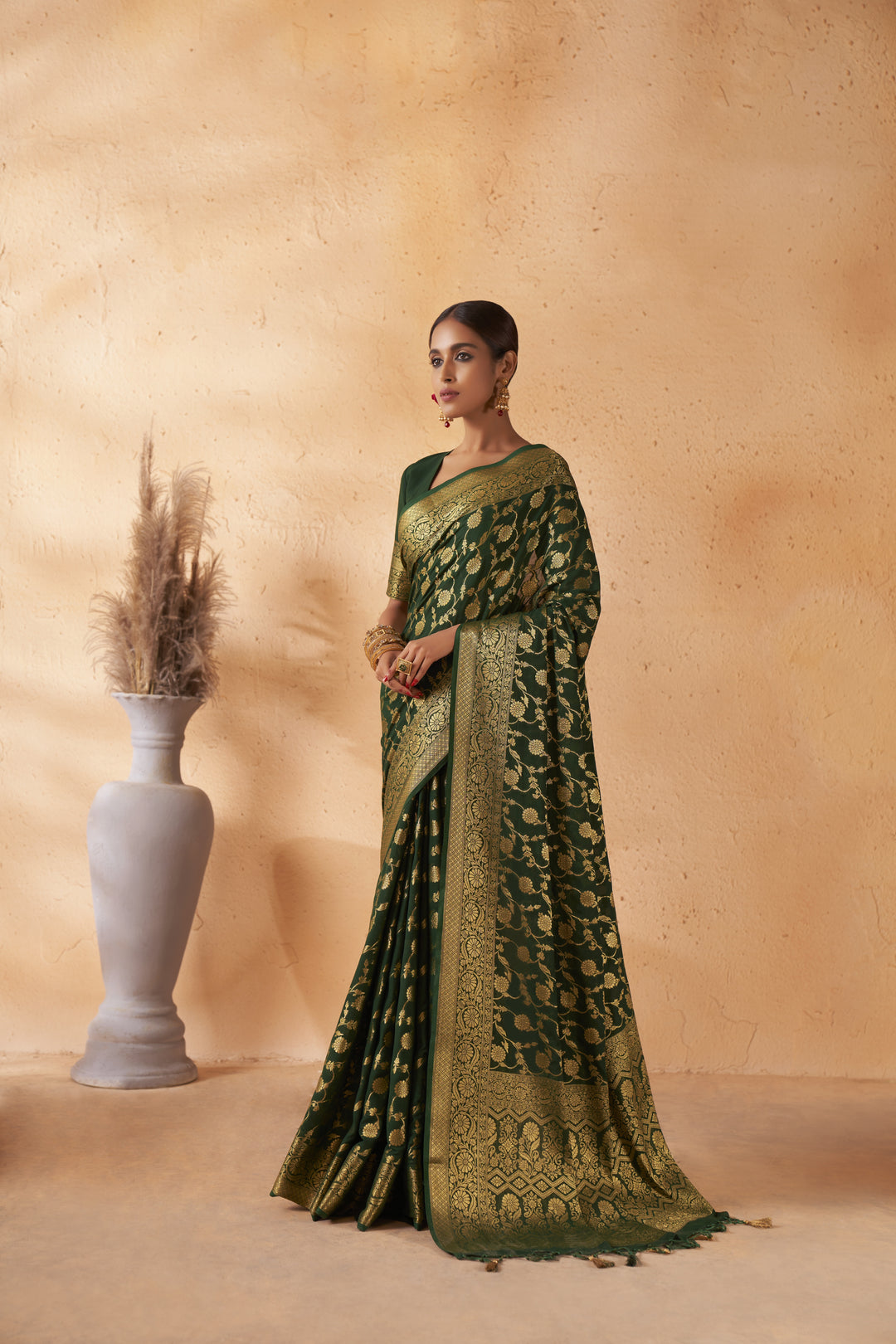 Heavy Wevon Designer Georgette Saree for Weddings & Special Events | Elegant Look