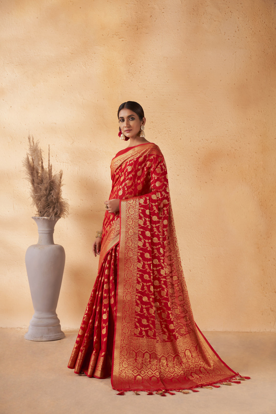 Heavy Wevon Designer Georgette Saree for Weddings & Special Events | Elegant Look