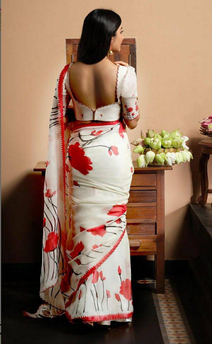 Designer Digital Printed Linen Saree | Wedding & Festive Occasions