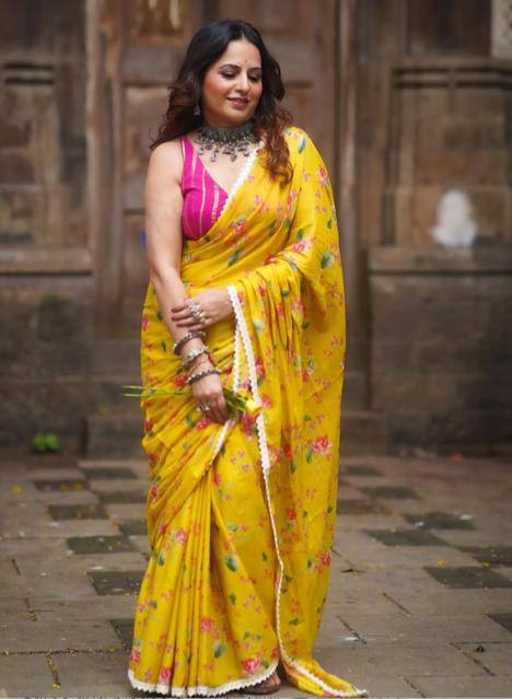 Designer Linen Saree with Satin-Banglori Blouse | Digital Printed for Weddings