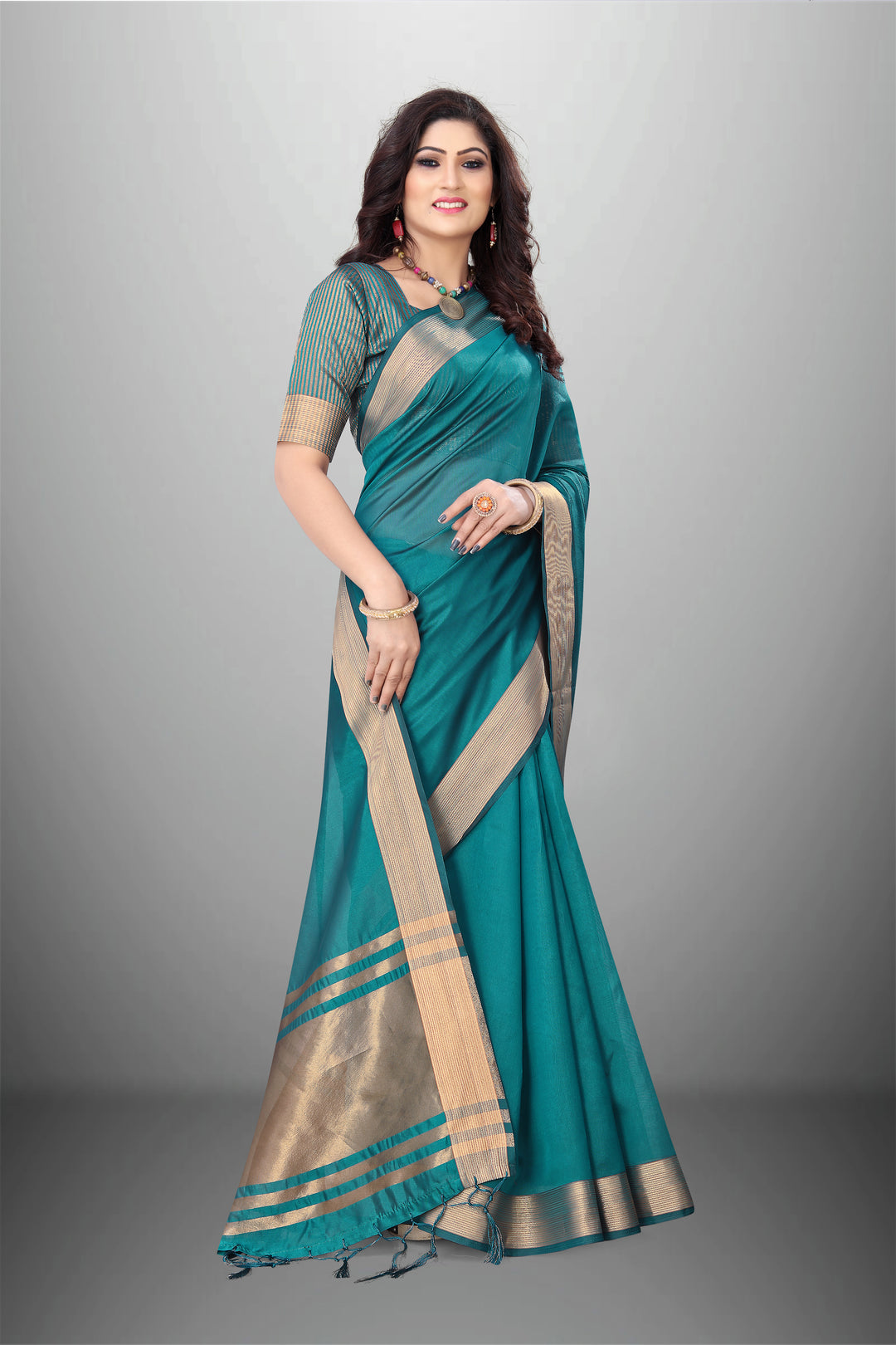 Elegant Cotton-Organza Saree with Wevon-Pallu-Border | Perfect for Weddings and Festive Occasions