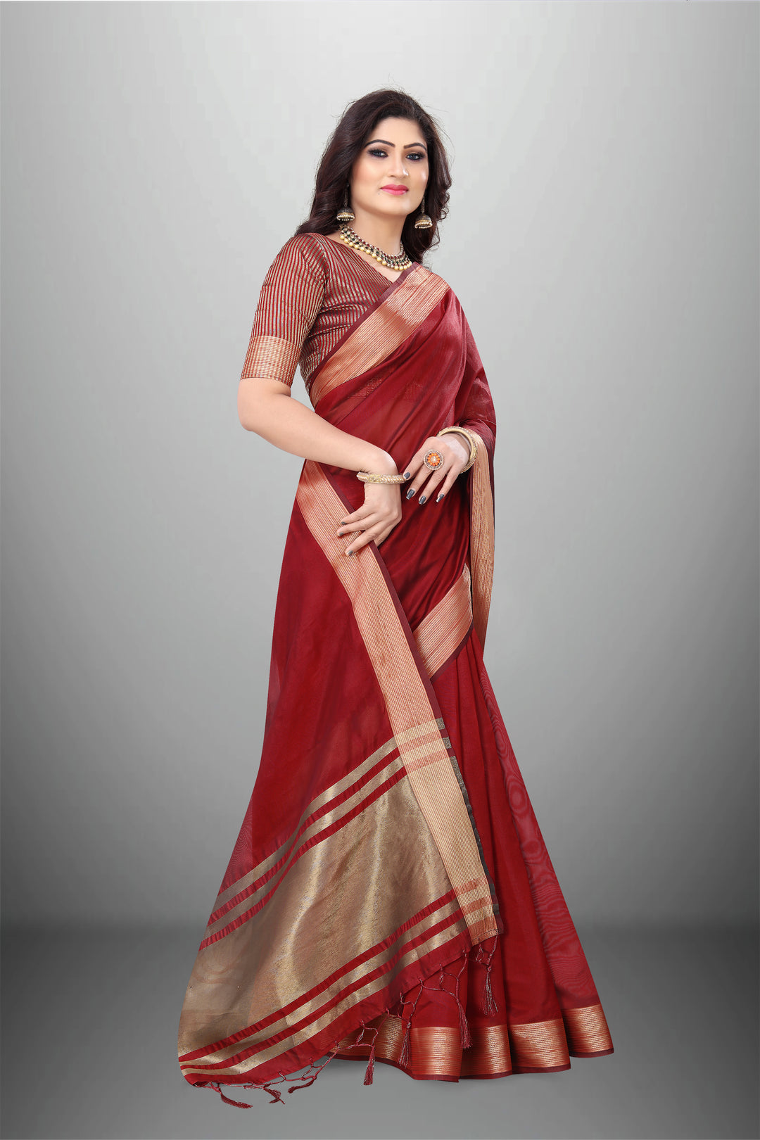 Elegant Cotton-Organza Saree with Wevon-Pallu-Border | Perfect for Weddings and Festive Occasions