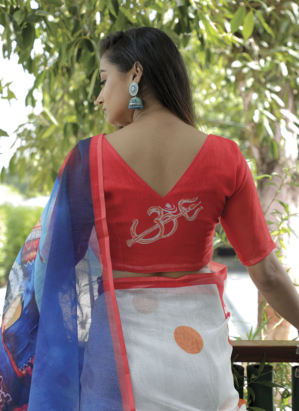 Linen Saree with Digital Print | Perfect for Weddings and Special Events