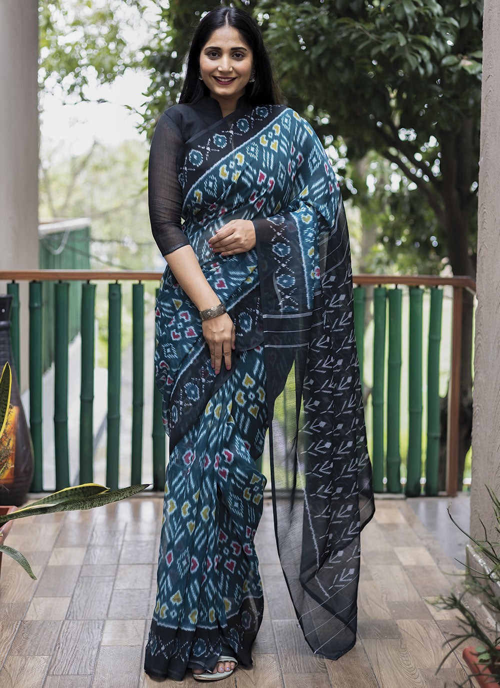 Linen Digital-Printed Saree | Perfect for Weddings, Parties & Festive Events