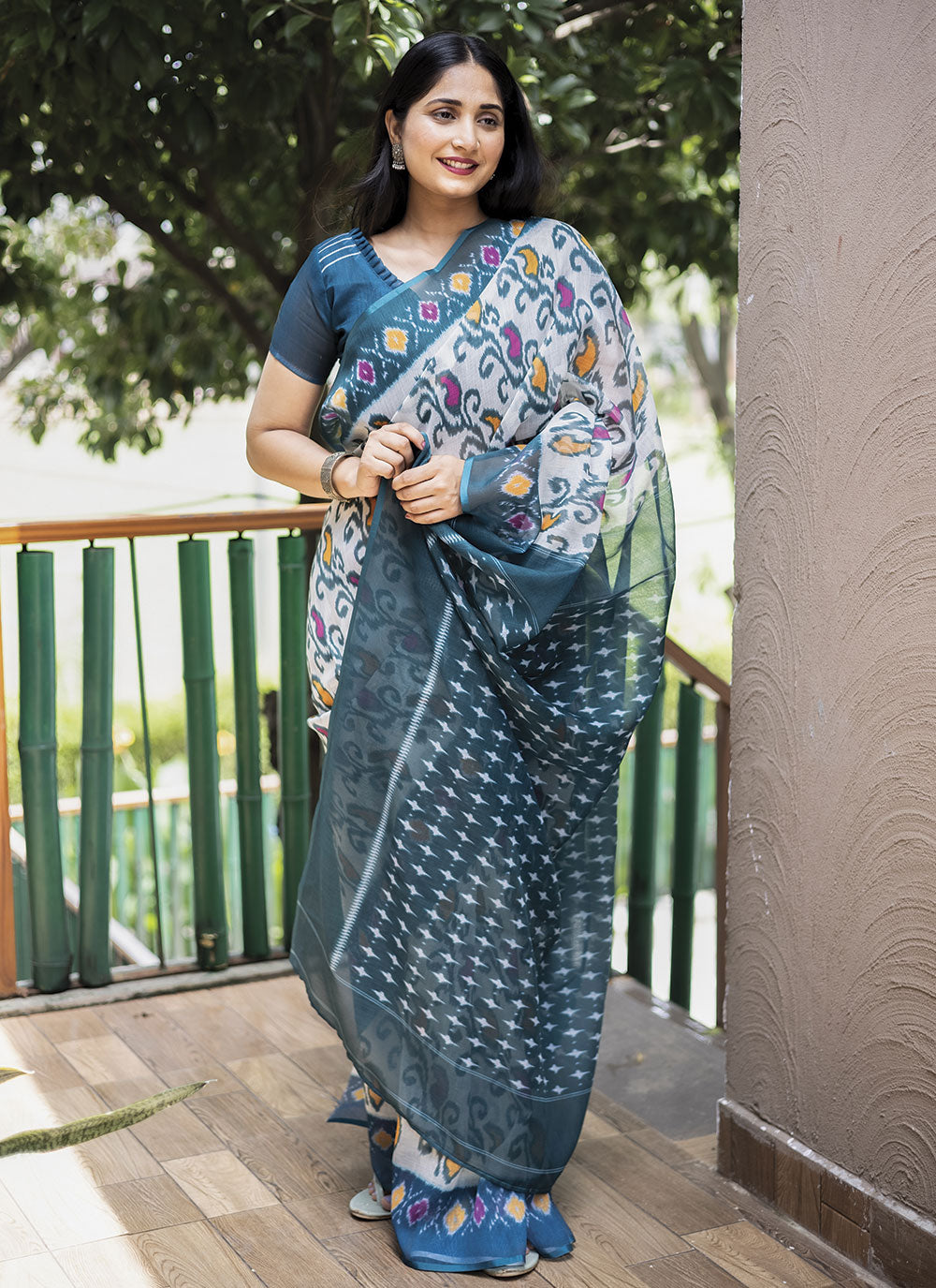 Linen Digital-Printed Saree for Special Events | Elegant Party Attire