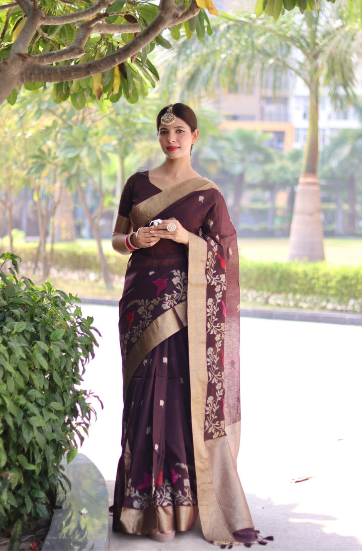 Designer Linen Saree with Heavy Jamdani Work | Perfect for Weddings & Festive Events