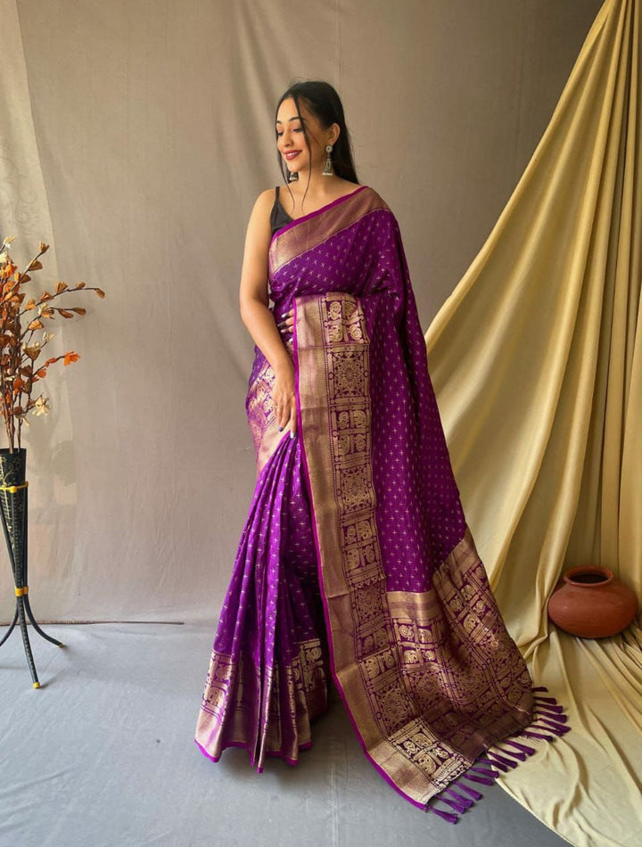 Beautiful Soft Silk Saree | Heavy Jari Weaving & Designer Partywear Look