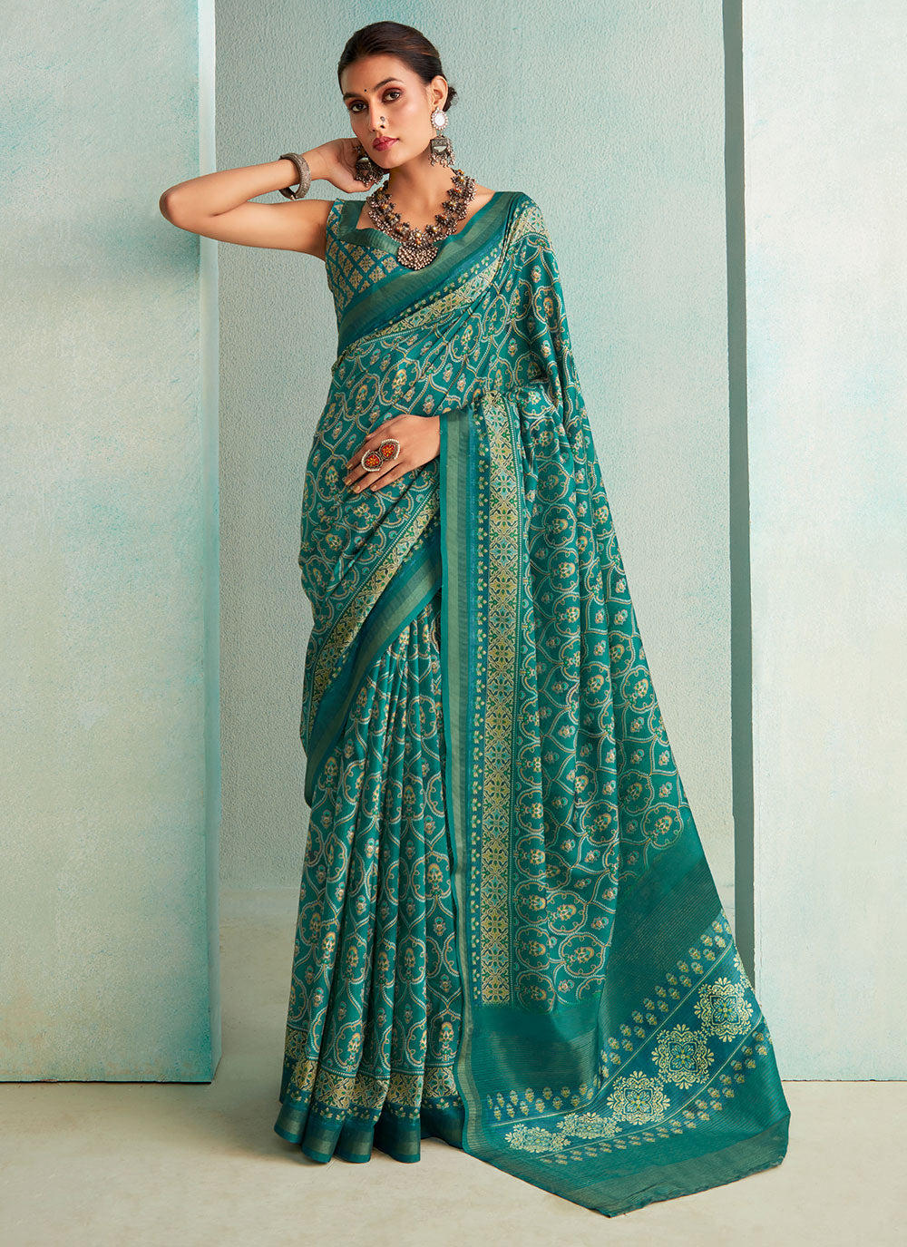 Jute-Silk Saree with Designer Jari Border | Perfect for Special Events & Weddings