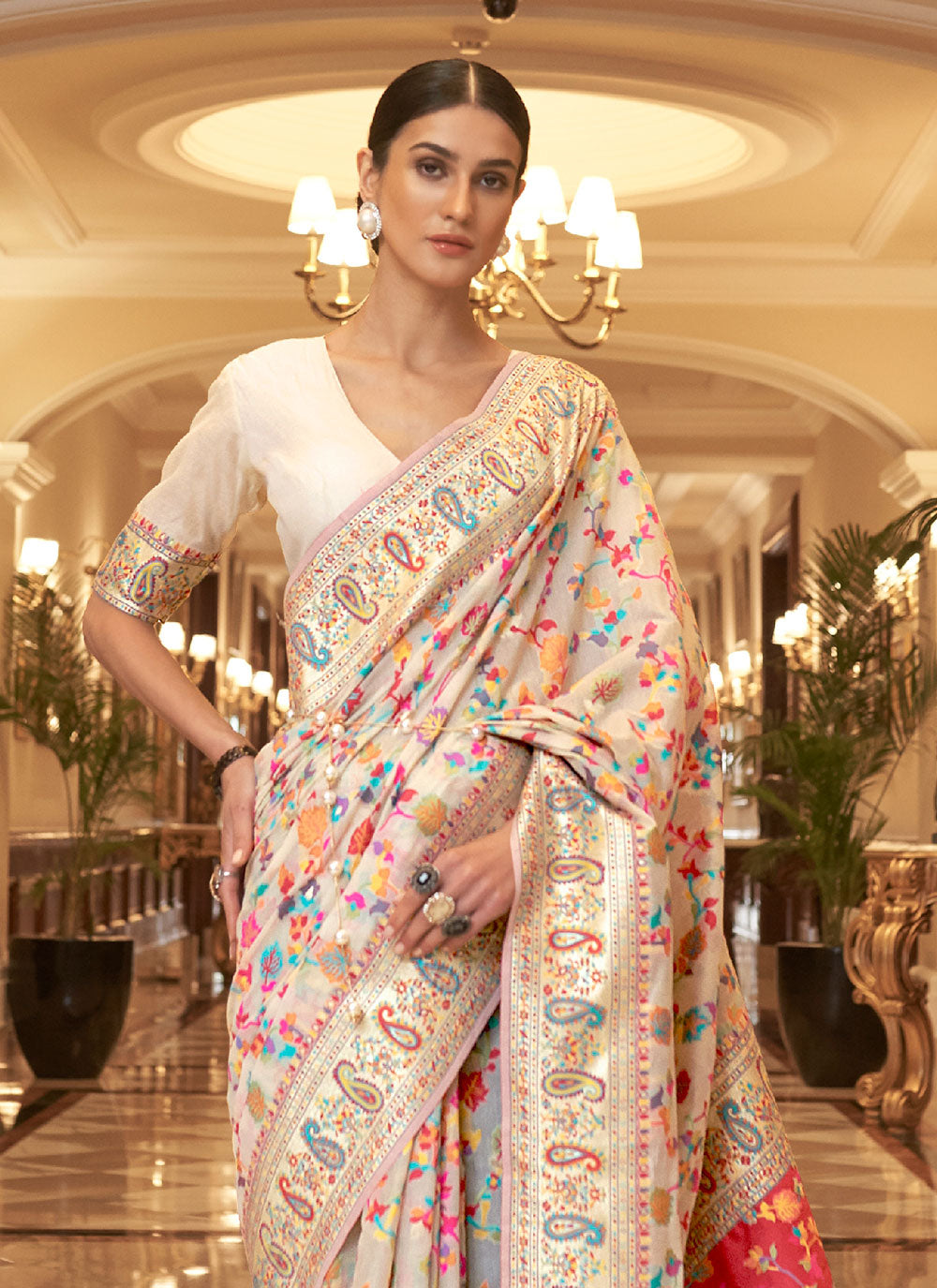 Handloom Silk Saree with Designer Weaving | Perfect for Weddings & Festive Events