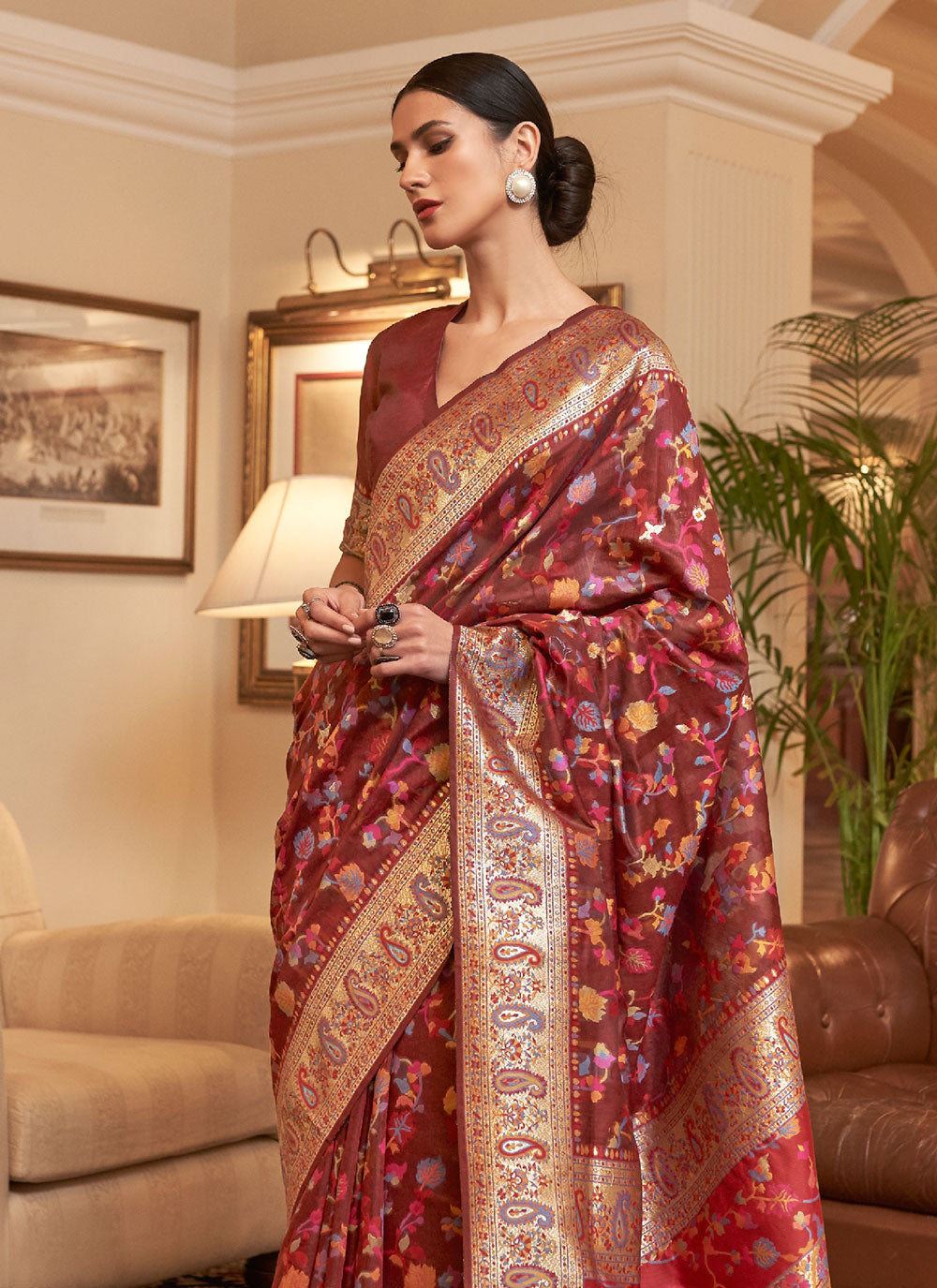 Handloom Silk Saree with Designer Weaving | Perfect for Weddings & Festive Events