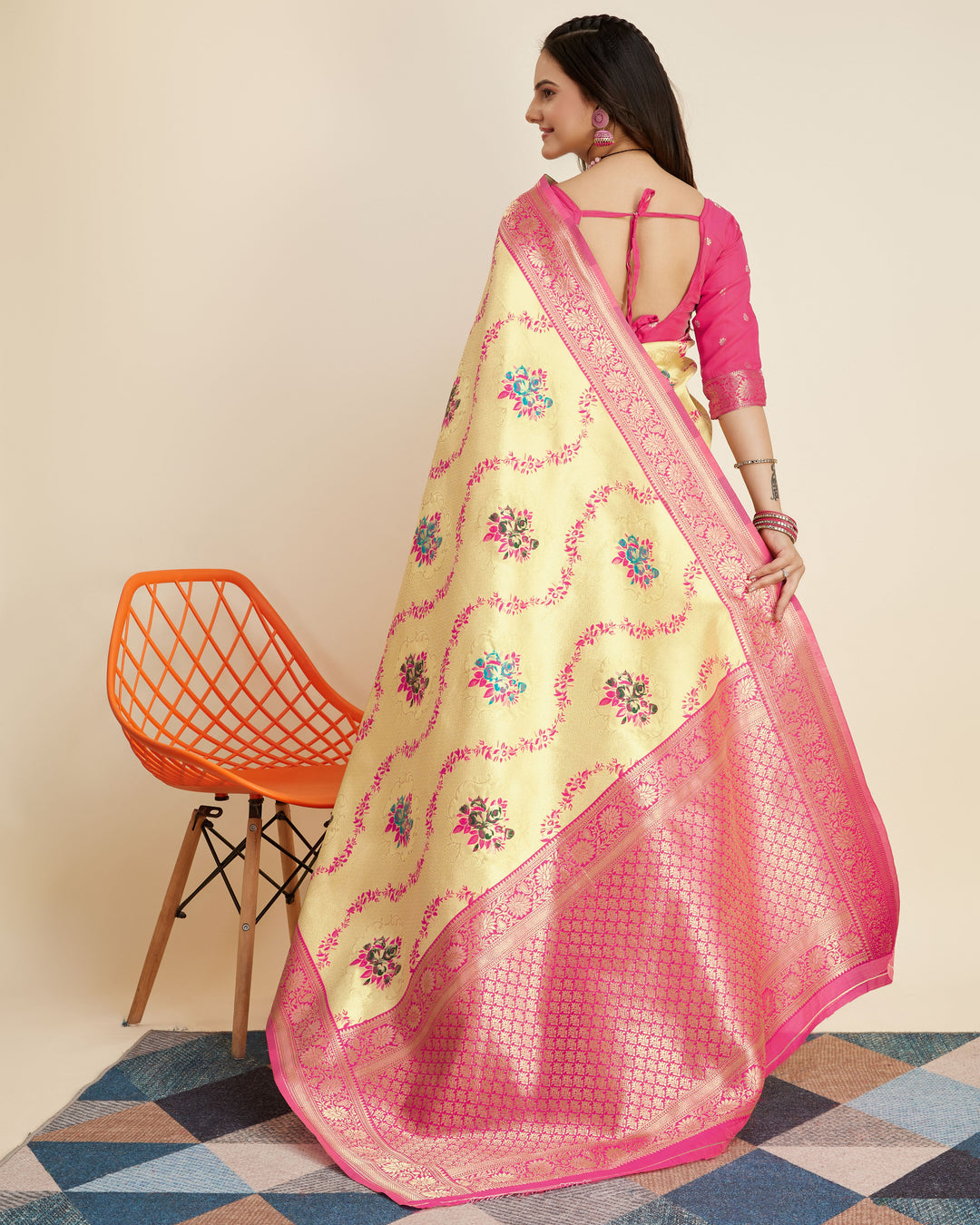 Banarasi Silk Saree | Designer Weaving Exquisite Traditional Look