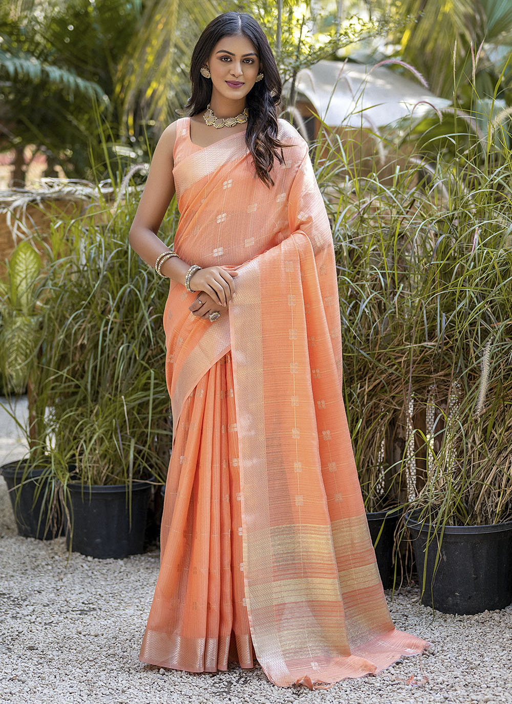 Soft Silk Saree with Woven Butti | Perfect for Weddings and Special Events