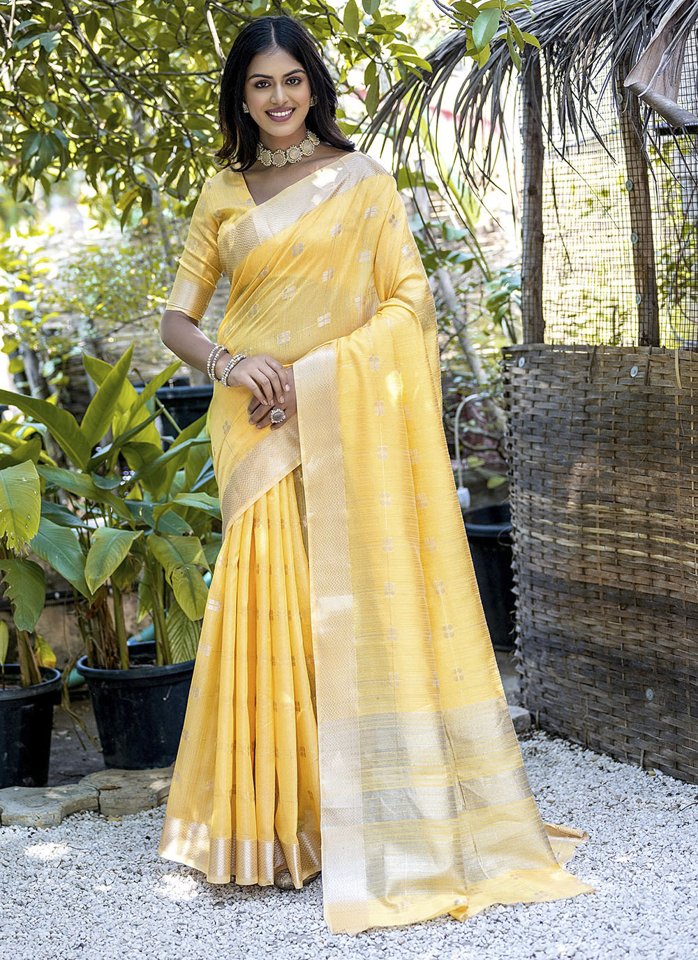 Soft Silk Saree with Woven Butti | Perfect for Weddings and Special Events