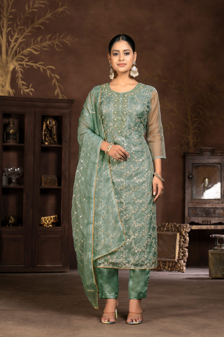 Exquisite Kurti Set for Women | Handwork & Three-Quarter Sleeves