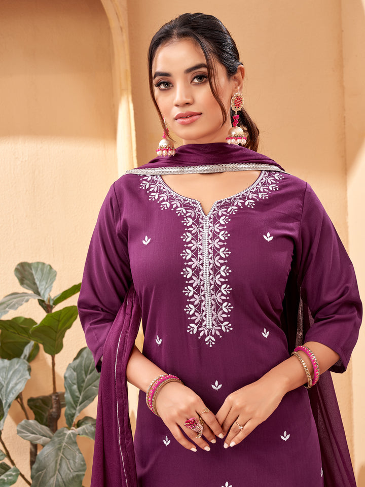 Designer Embroidered Kurti Set | Calf-Length Top & Stylish Sleeves