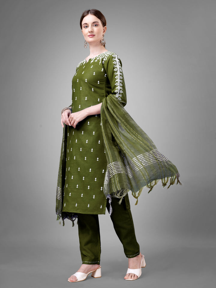 Classic Kurti Set for Women | Printed & Embroidered Elegance