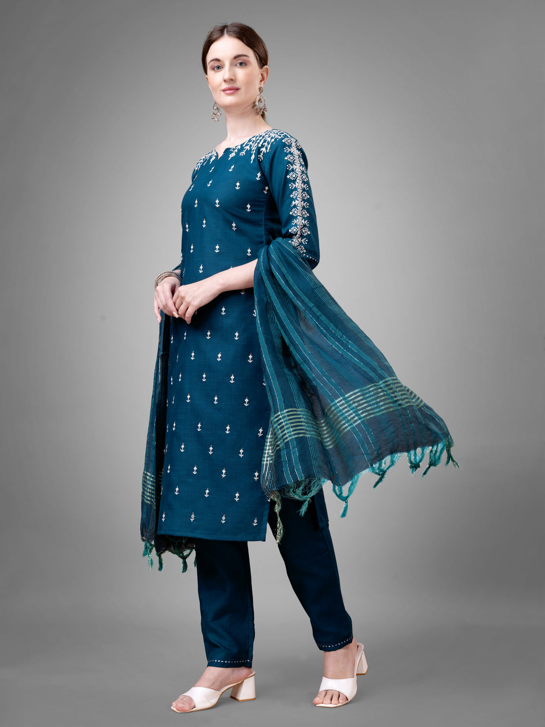 Classic Kurti Set for Women | Printed & Embroidered Elegance