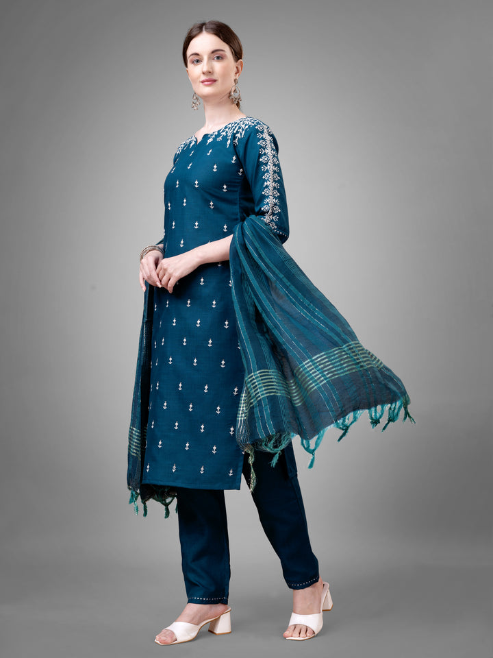 Classic Kurti Set for Women | Printed & Embroidered Elegance