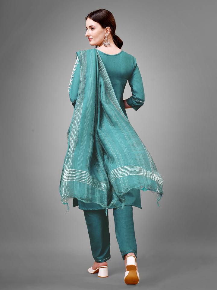 Classic Kurti Set for Women | Printed & Embroidered Elegance