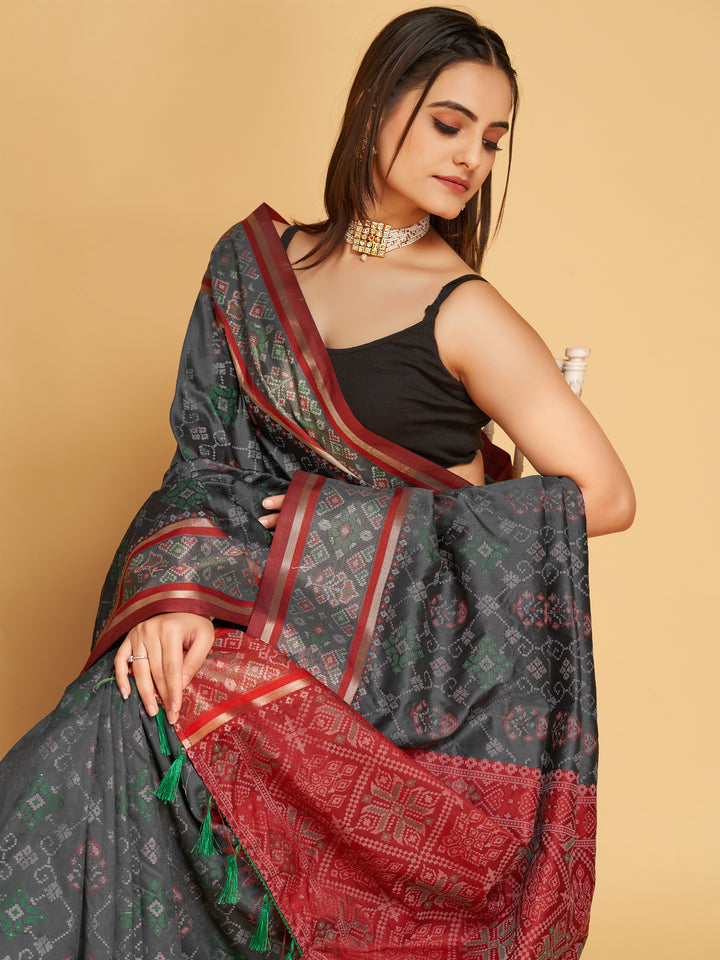 Patola Silk Jacquard Saree | Designer Weaving for Special Events & Weddings