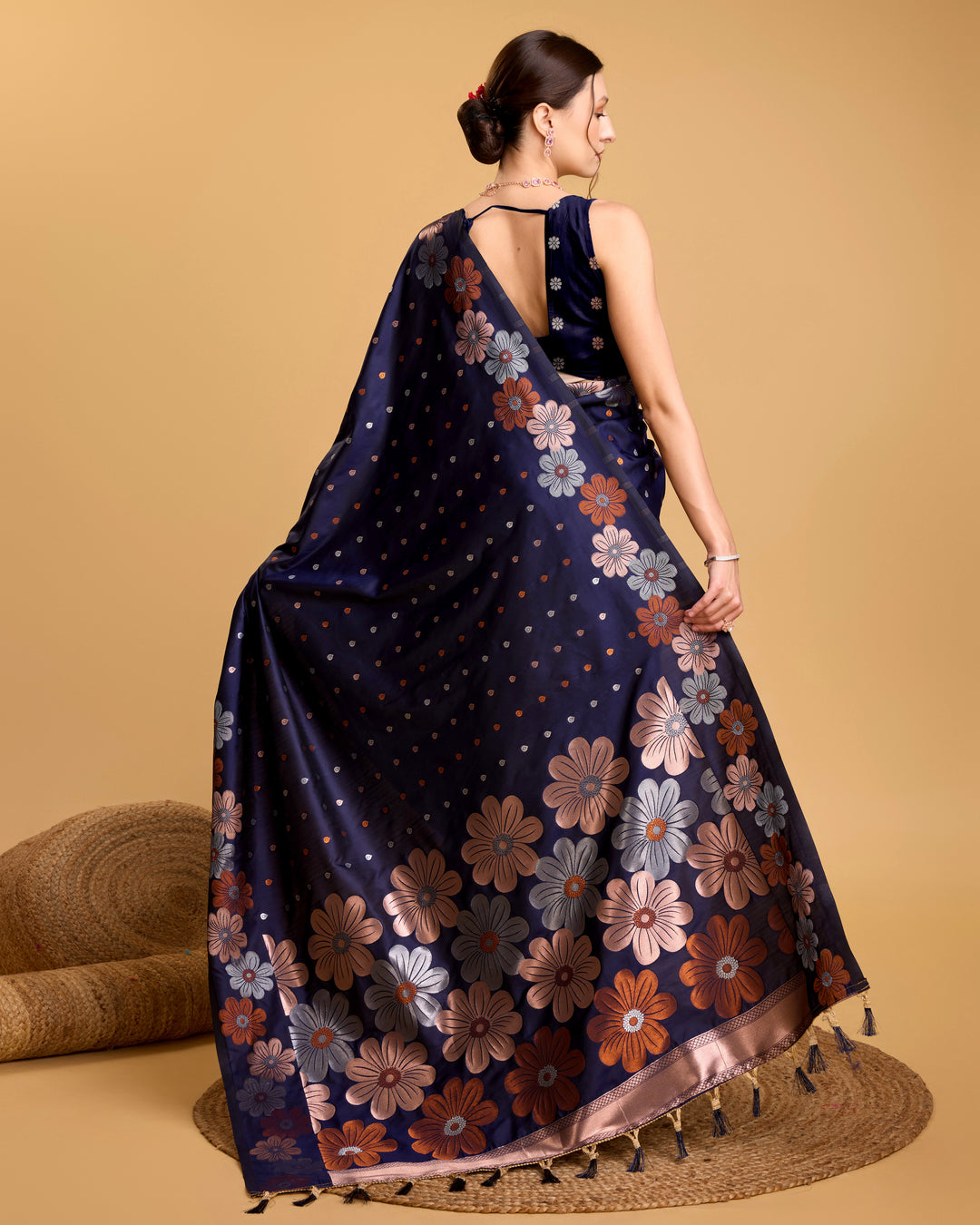 Designer Silk Saree with Jacquard Weaving | Perfect for Weddings & Festive Events