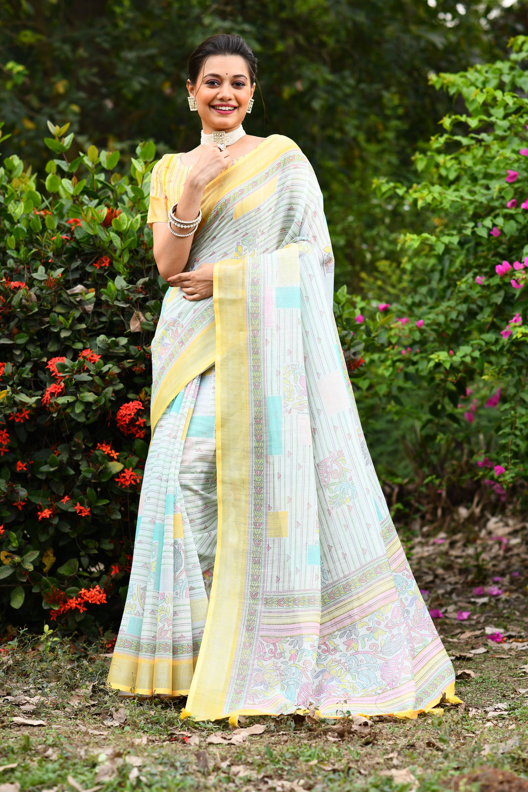 Designer Linen Saree with Wevon-Jari Work | Perfect for Weddings and Festive Events