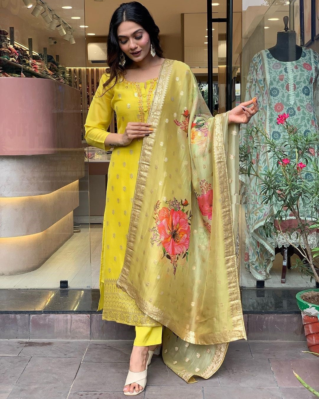 Festive Yellow Kurti Set | Round Neck Outfit with Viscose Bottoms