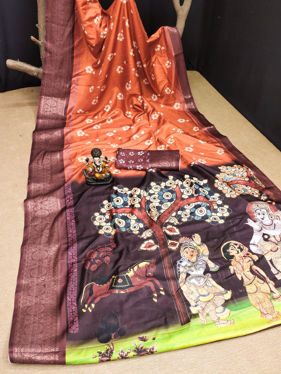 Dola-Silk Saree with Wevon-Border | Kalamkari & Digital Print for Weddings