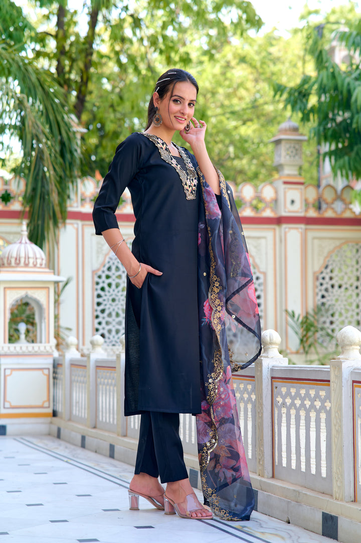 Stunning Chanderi Salwar Kameez with elegant Embroidery | Perfect for Festive Wear