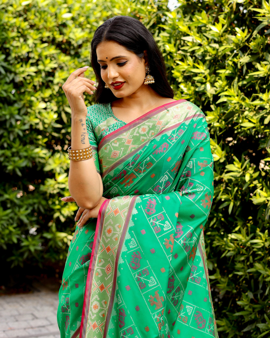 Handloom-Silk Saree | Woven Ikkat Patola Design | Special Event & Party