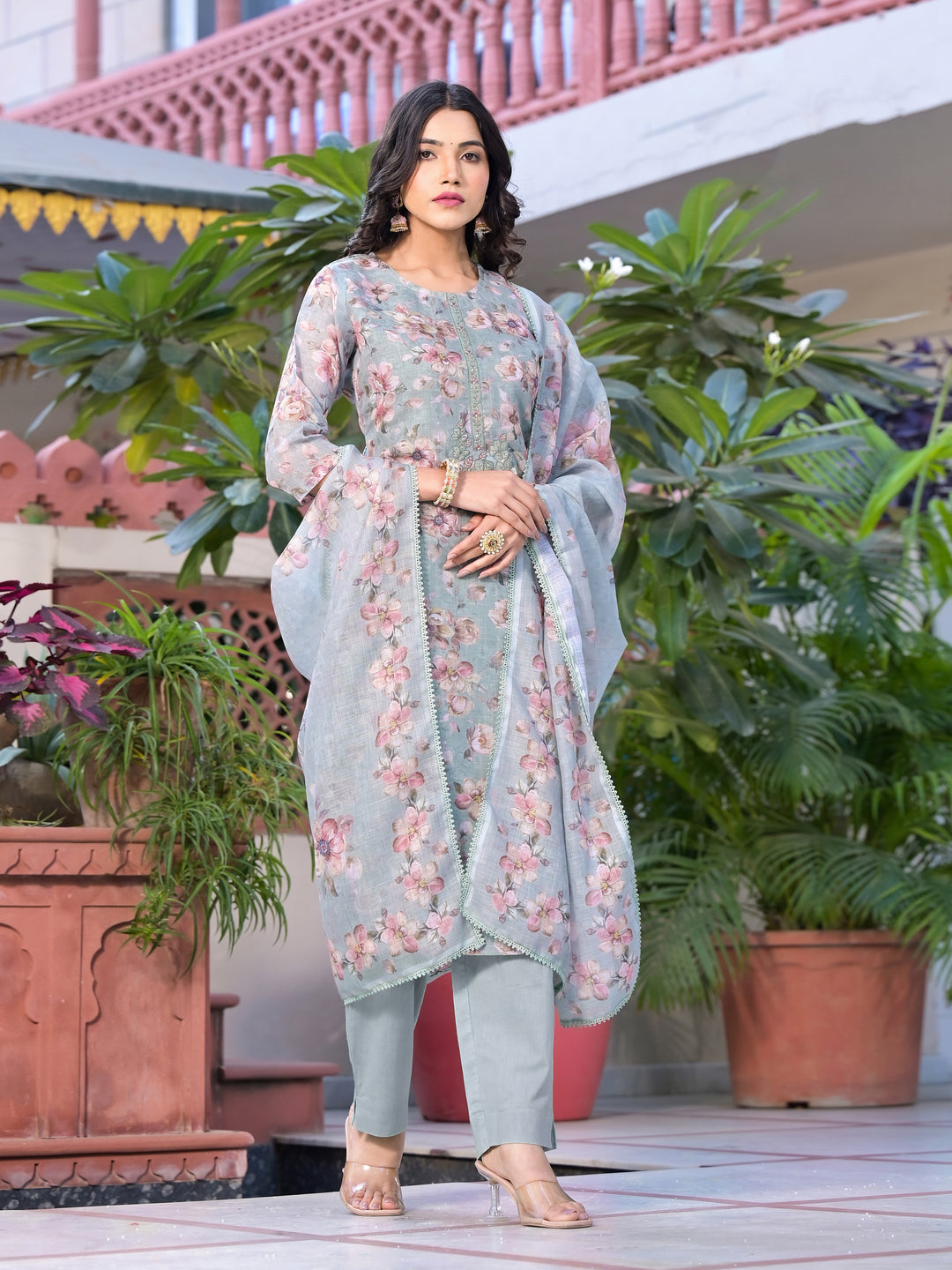 Stunning Linen Salwar Kameez with Floral Embroidery | Perfect Festive Wear