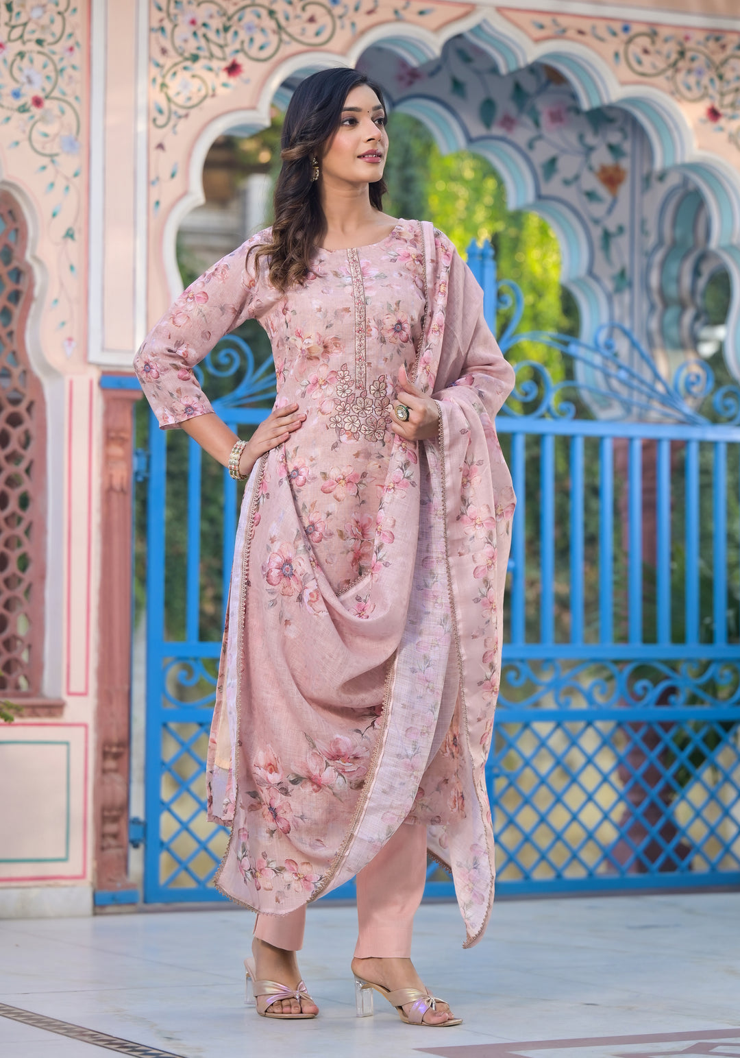 Stunning Linen Salwar Kameez with Floral Embroidery | Perfect Festive Wear