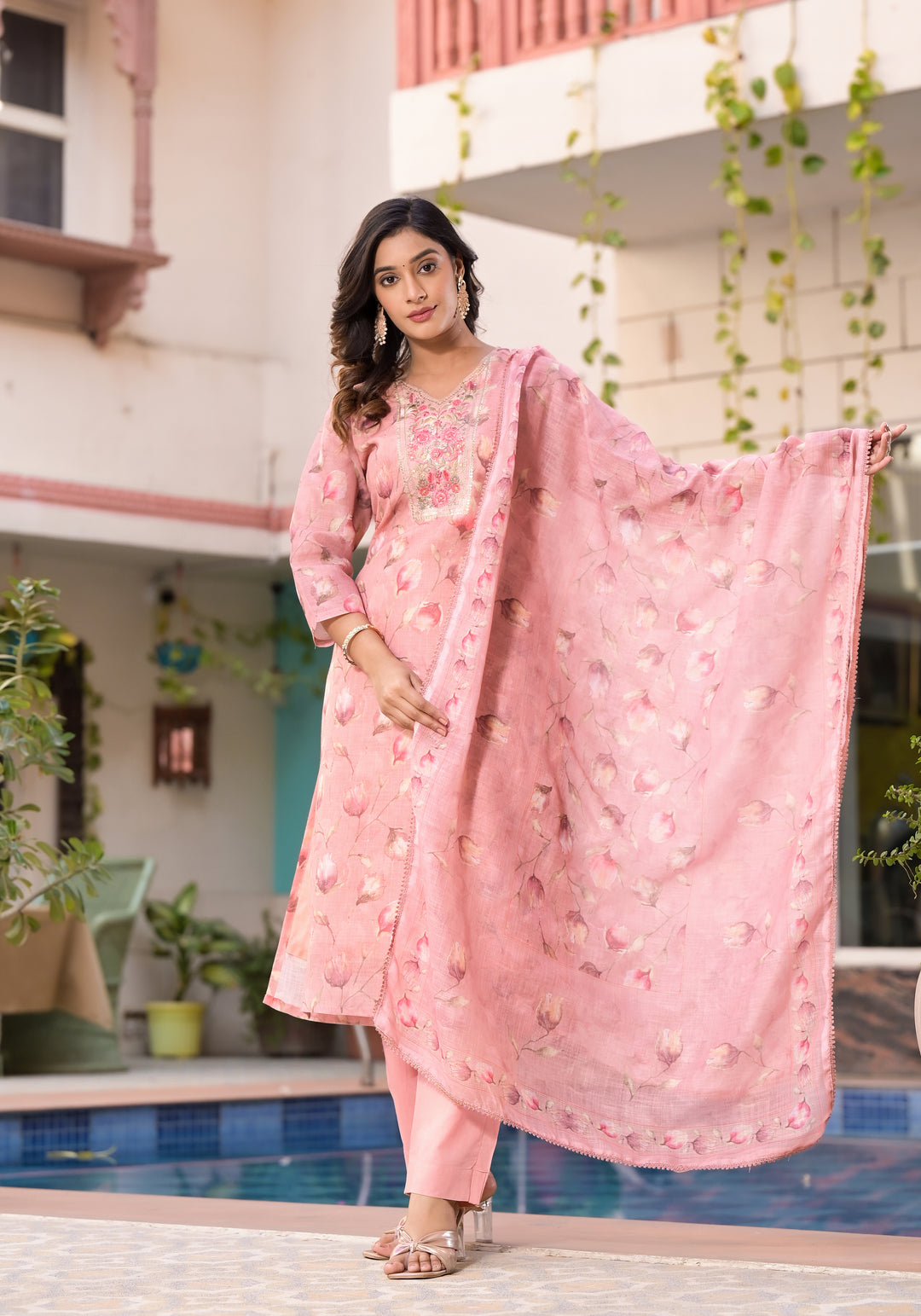 Stunning Linen Salwar Kameez with Floral Embroidery | Perfect Festive Wear