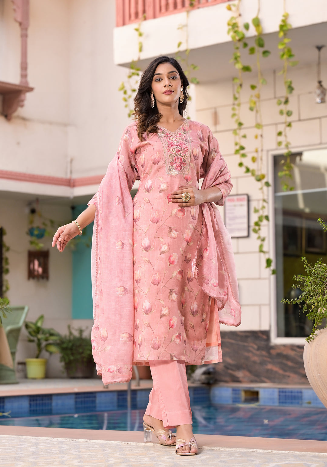 Stunning Linen Salwar Kameez with Floral Embroidery | Perfect Festive Wear